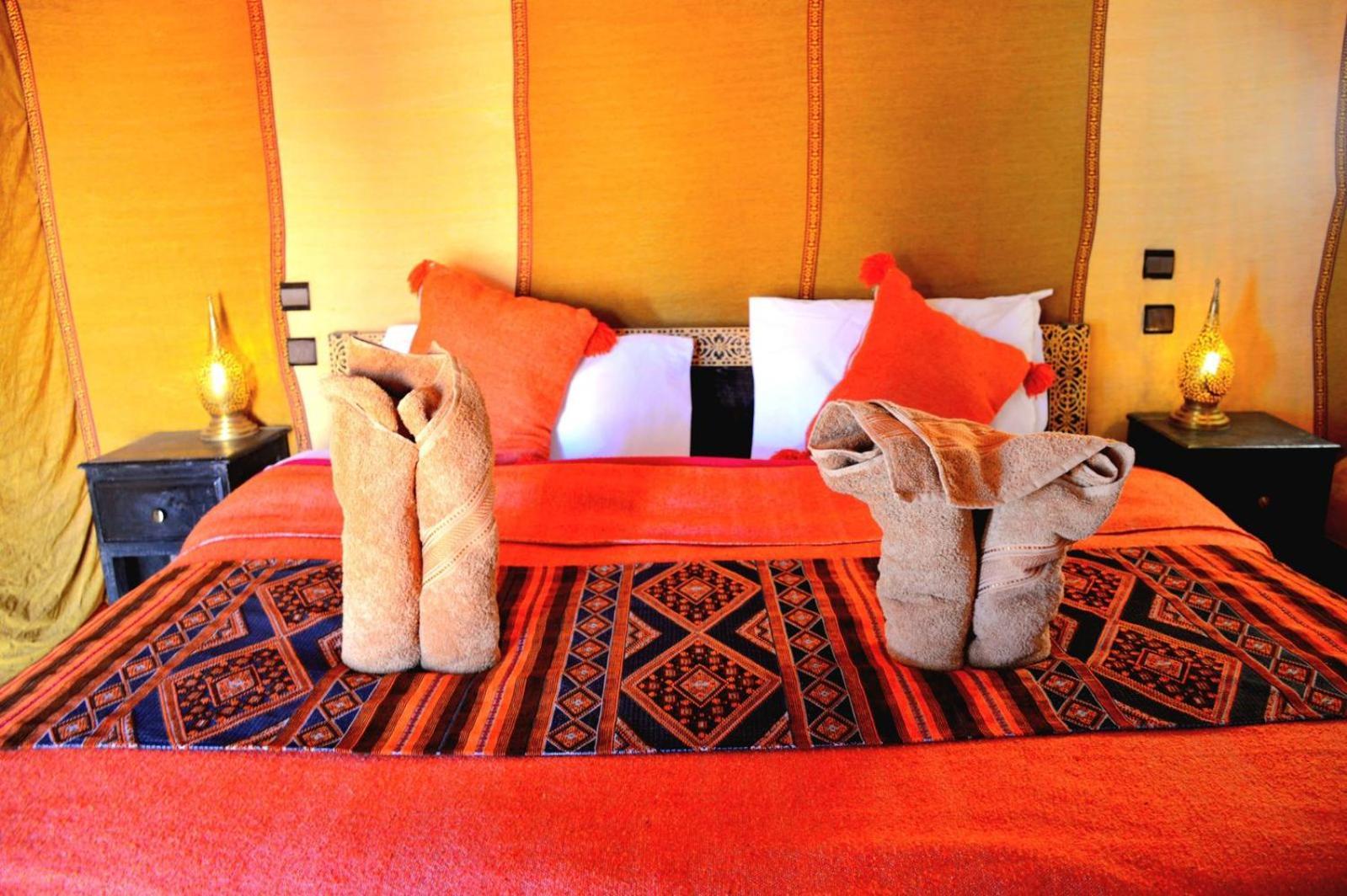 Отель Elegant Luxury Camp Мерзуга Экстерьер фото
